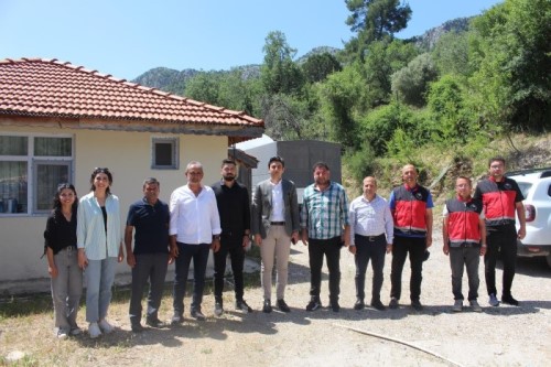 Kaymakamımız Sayın İbrahim Cem DEVECİ, İlçemizde Tarım ve Hayvancılık Faaliyetinde Bulunan İşletmeleri Ziyaret Etti. 